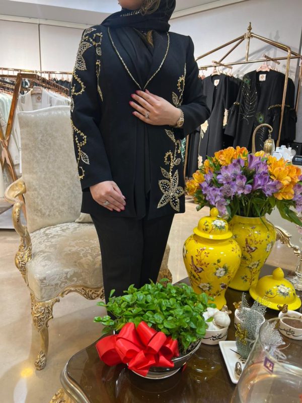 کت و شلوار مجلسی مشکی گلدوزی طلایی مزون گالانت