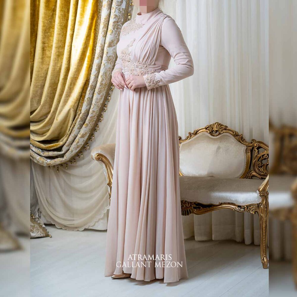 پیراهن مجلسی زنانه بلند پوشیده