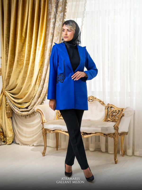 مانتو آبی