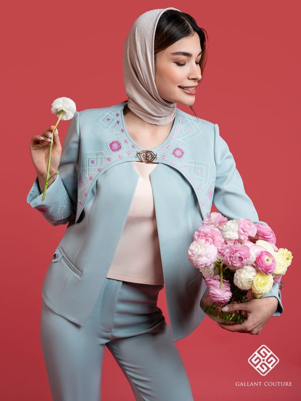کت شلوار زنانه آبی لوکس گلدوزی
