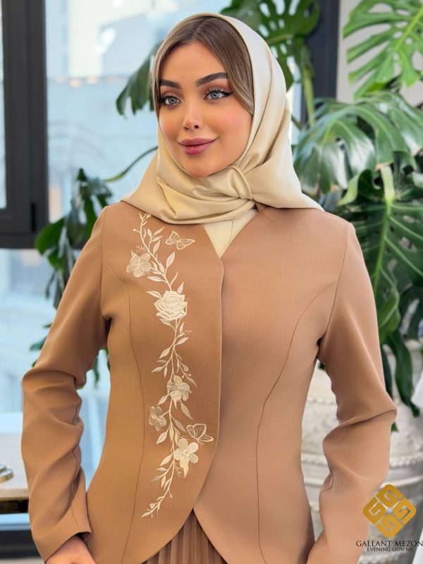 کت دامن گلدوزی فاخر کرمی