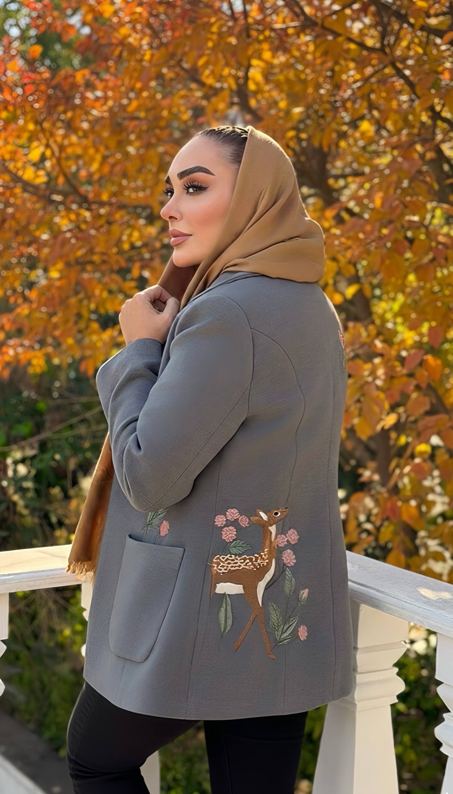 پالتو طوسی گلدوزی