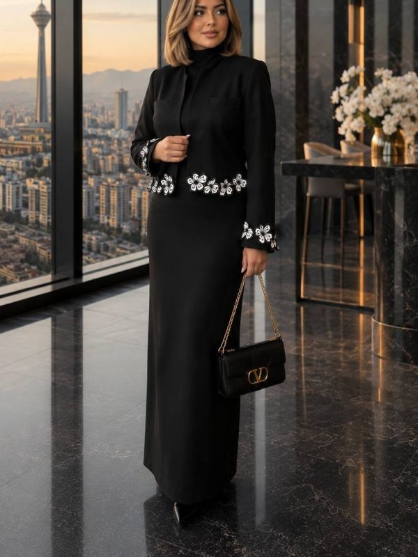 پیراهن مشکی گلدوزی گلدار زنانه