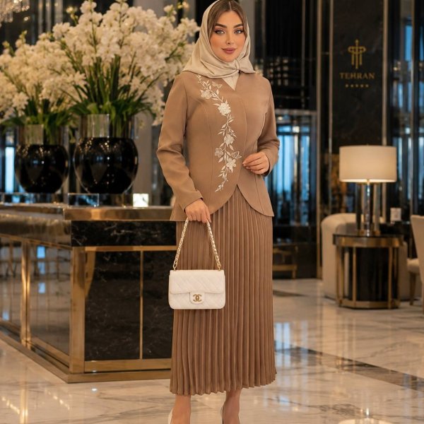 کت شتری گلدوزی با دامن پیلی